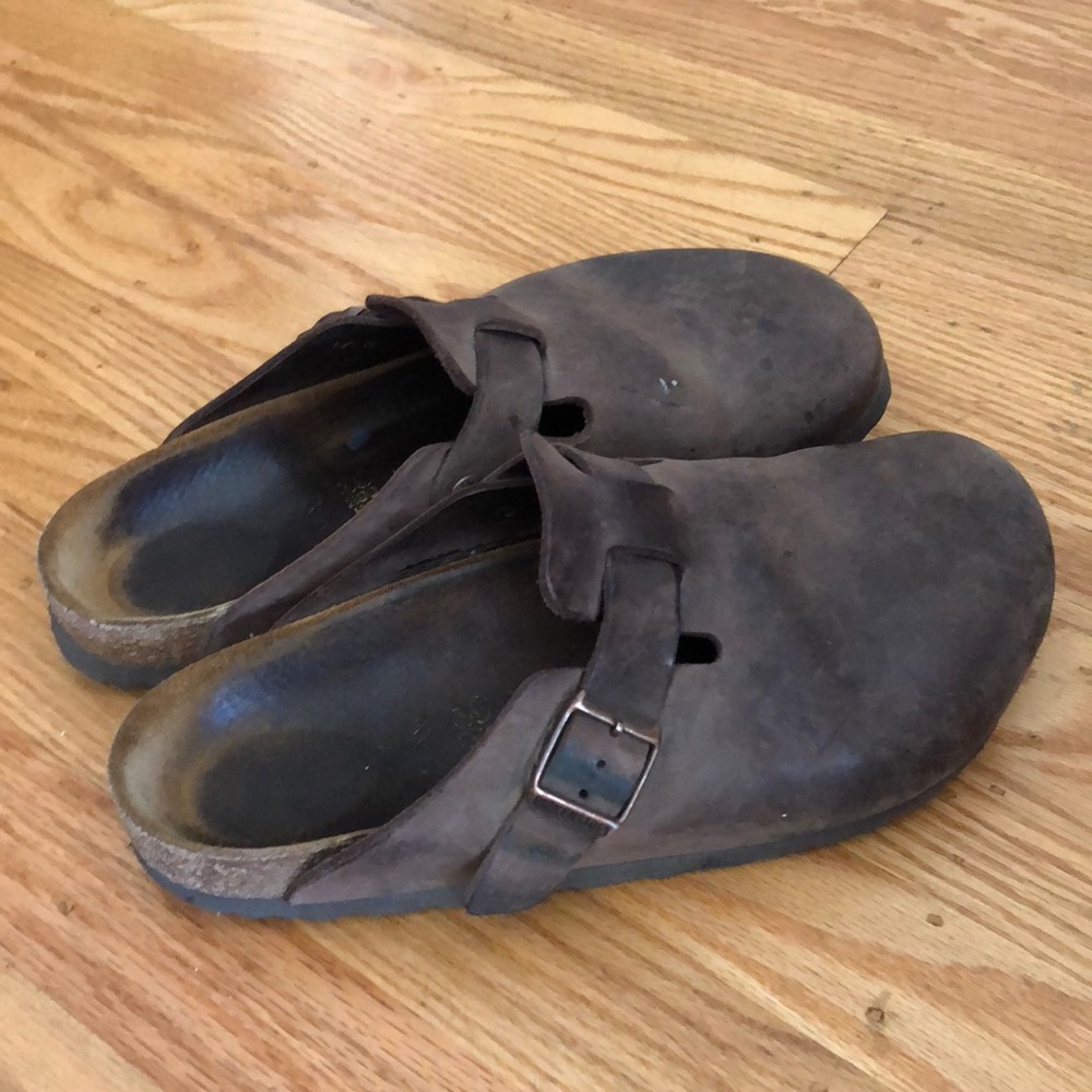 Birkenstock clogs !